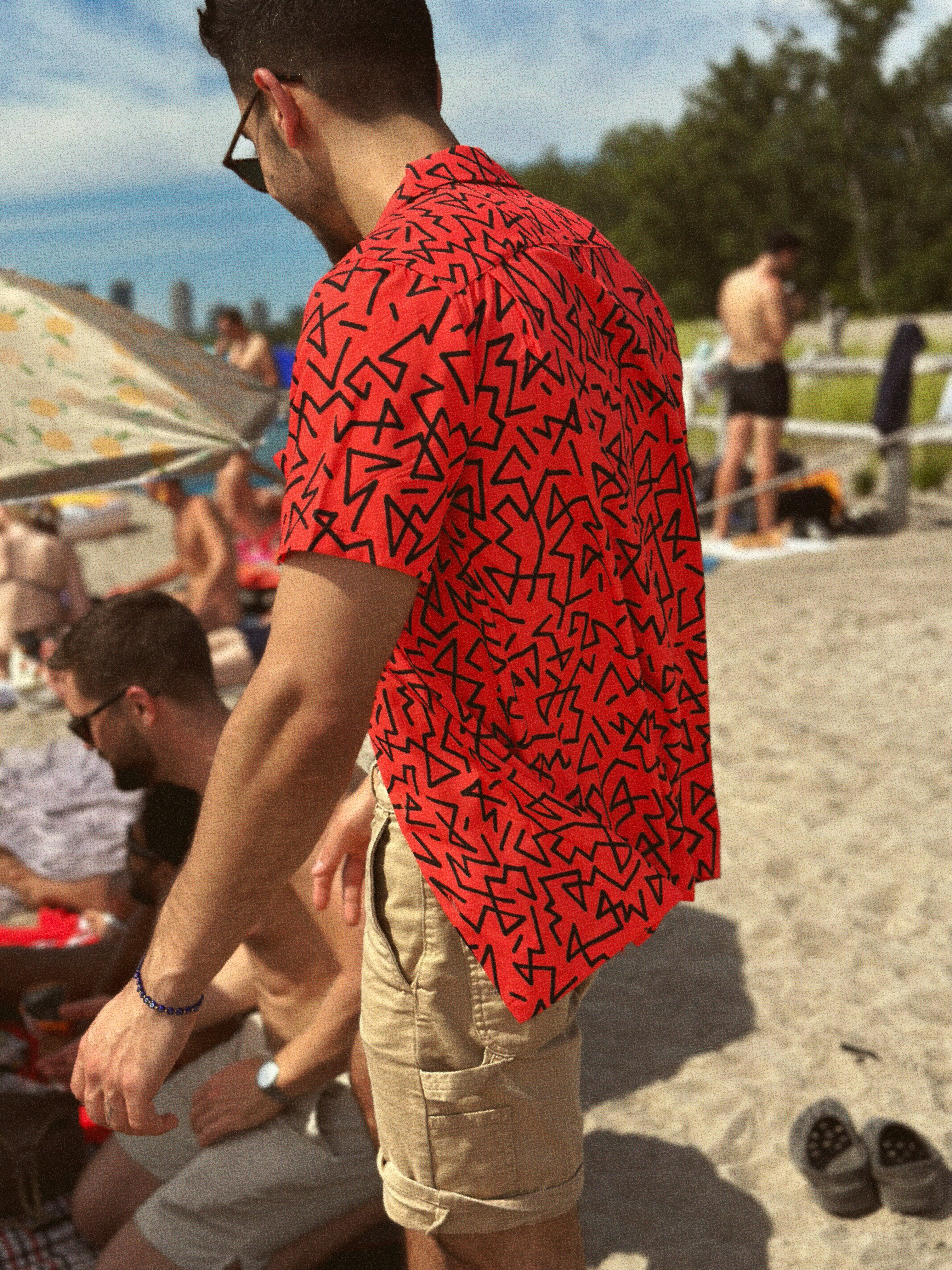 Red Zig-zag Hawaiian Shirt - Image 4